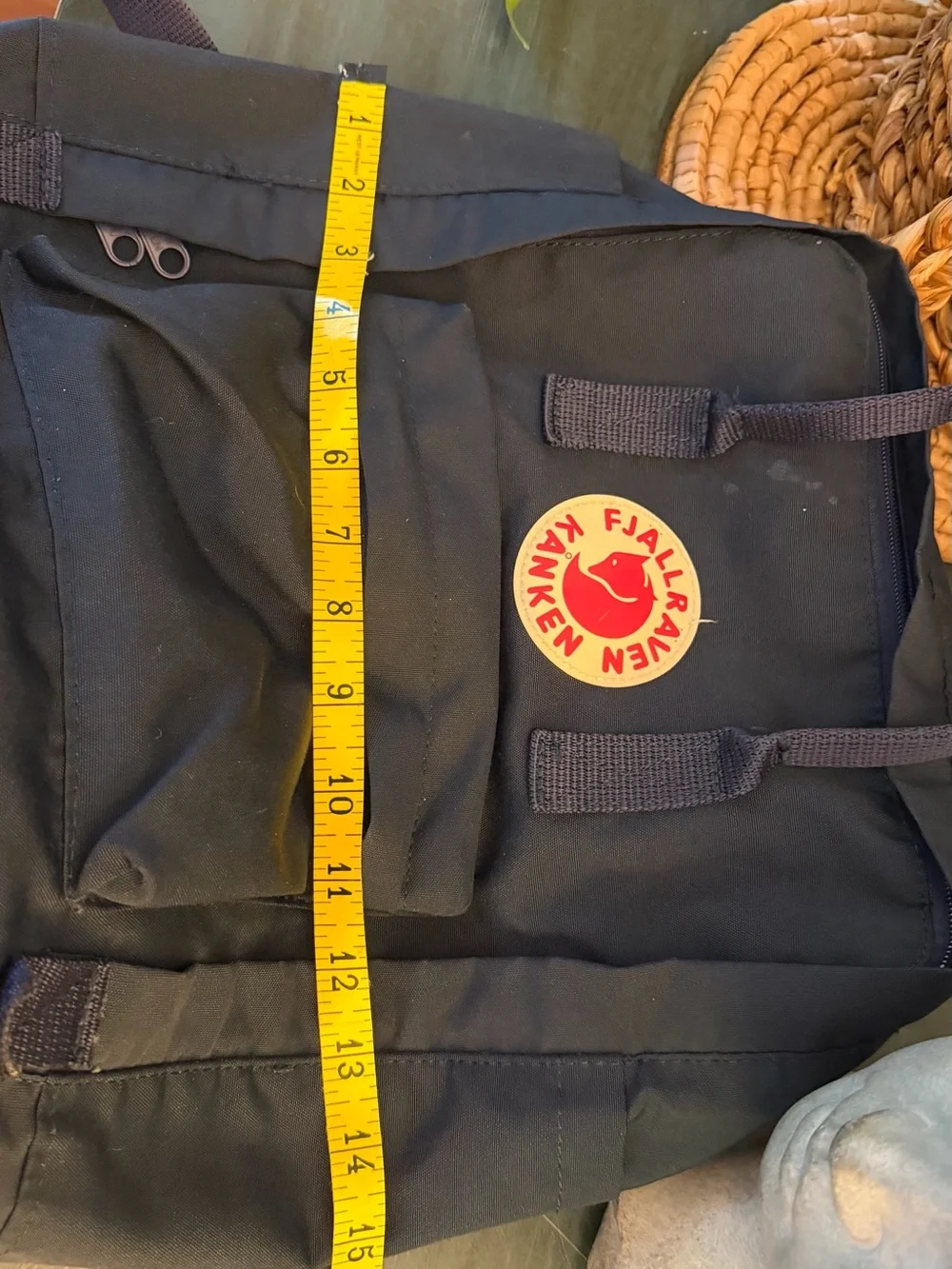 FJALLRAVEN Kanken classic backpack in dark navy blue
